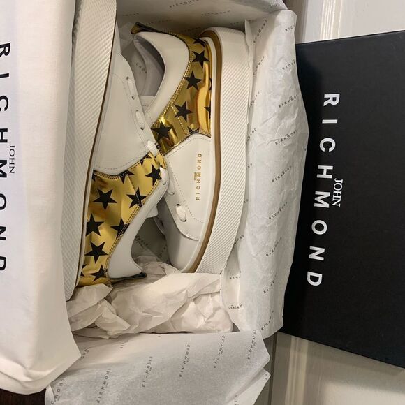 John Richmond Metallic star leather fashion sneaker in white size EU37; US6,5-7 - Picture 13 of 13